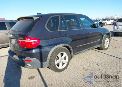 2010 BMW X5 xDrive30I z USA, uszkodzony, nr VIN 5UXFE4C50AL276977